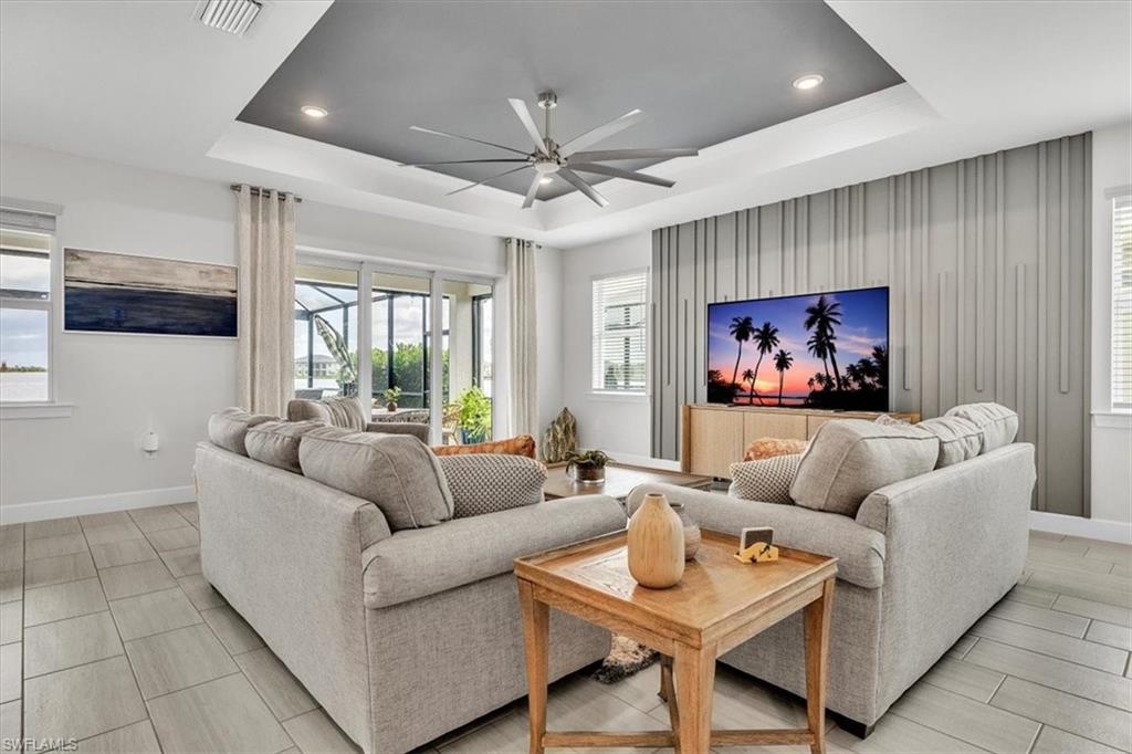 EDGEWATER SHORES - Residential