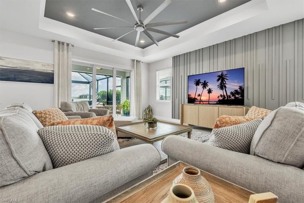 EDGEWATER SHORES - Residential