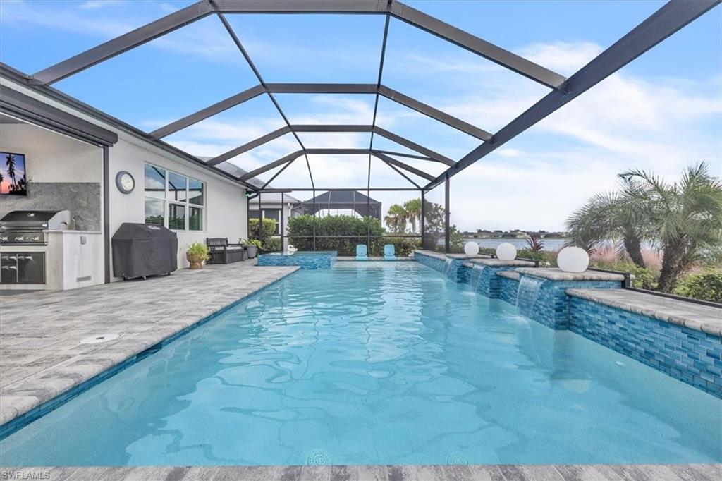 EDGEWATER SHORES - Residential