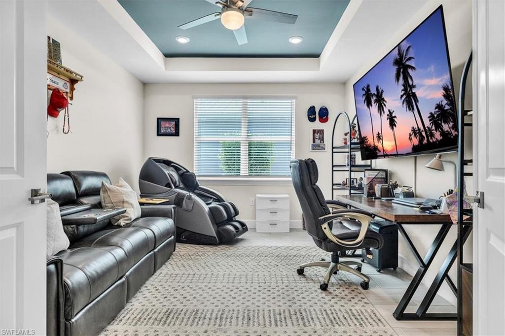 EDGEWATER SHORES - Residential