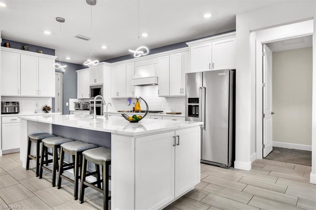 EDGEWATER SHORES - Residential
