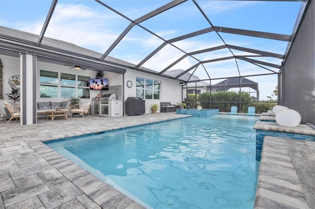 EDGEWATER SHORES - Residential