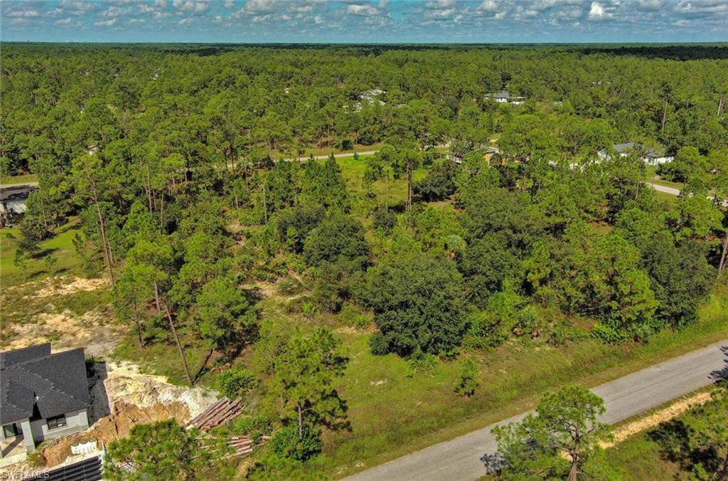 LEHIGH ACRES - Land