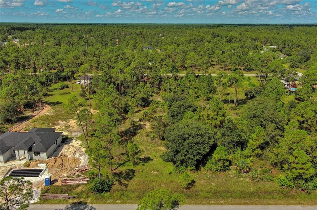 LEHIGH ACRES - Land