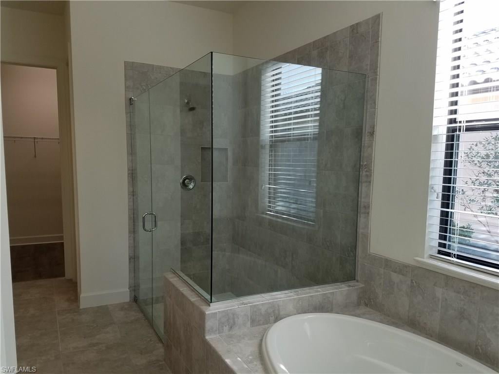 PEBBLE POINTE - Residential