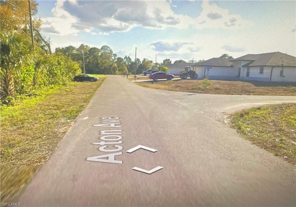LEHIGH ACRES - Land