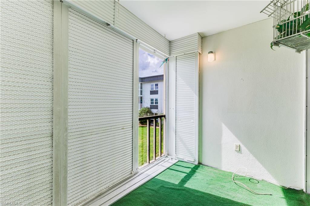 SEVEN LAKES - Residential