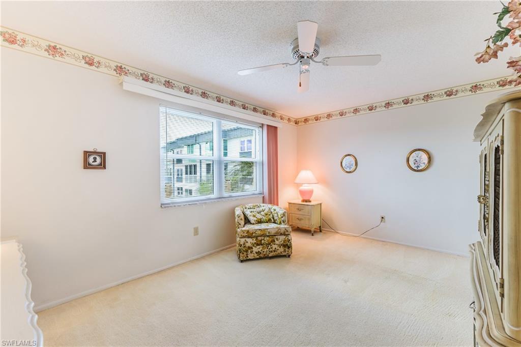 SEVEN LAKES - Residential