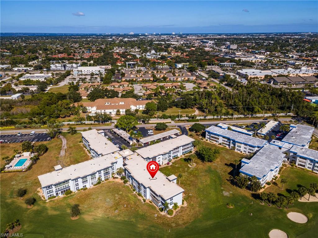 SEVEN LAKES - Residential