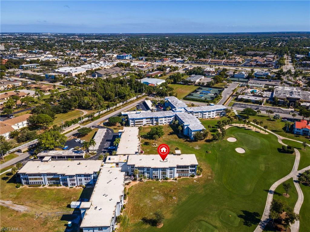 SEVEN LAKES - Residential