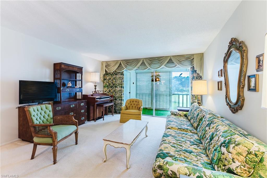 SEVEN LAKES - Residential
