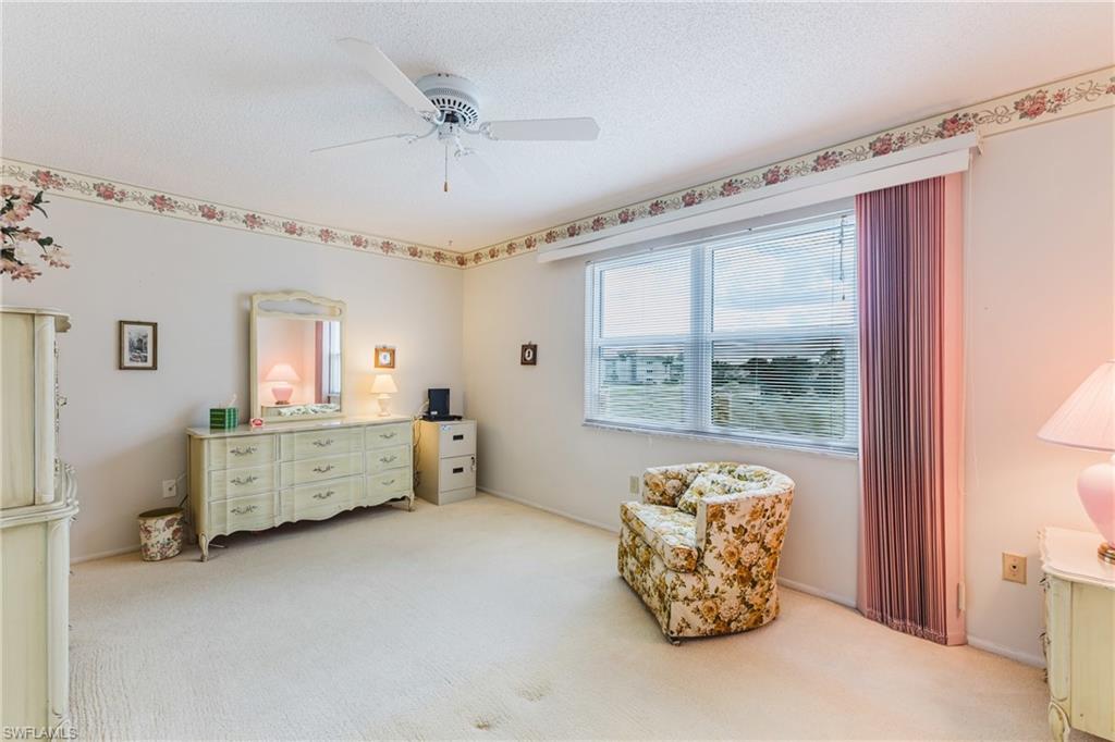 SEVEN LAKES - Residential