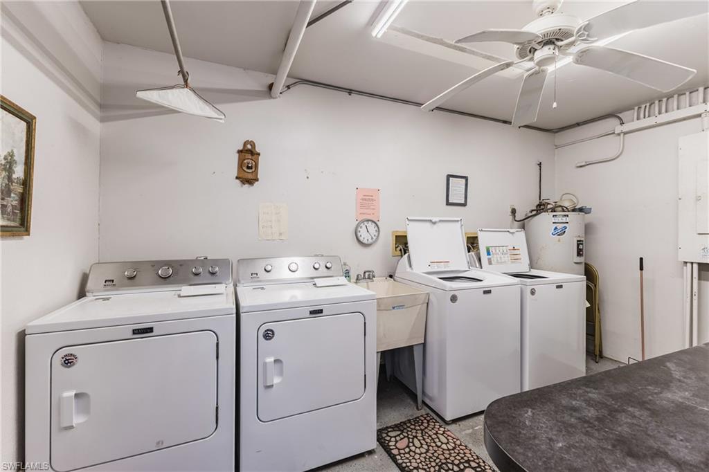 SEVEN LAKES - Residential