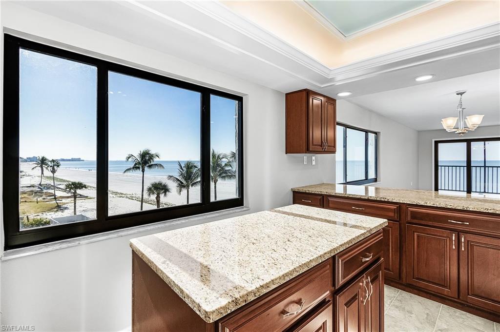 CASCADES CONDO - Residential