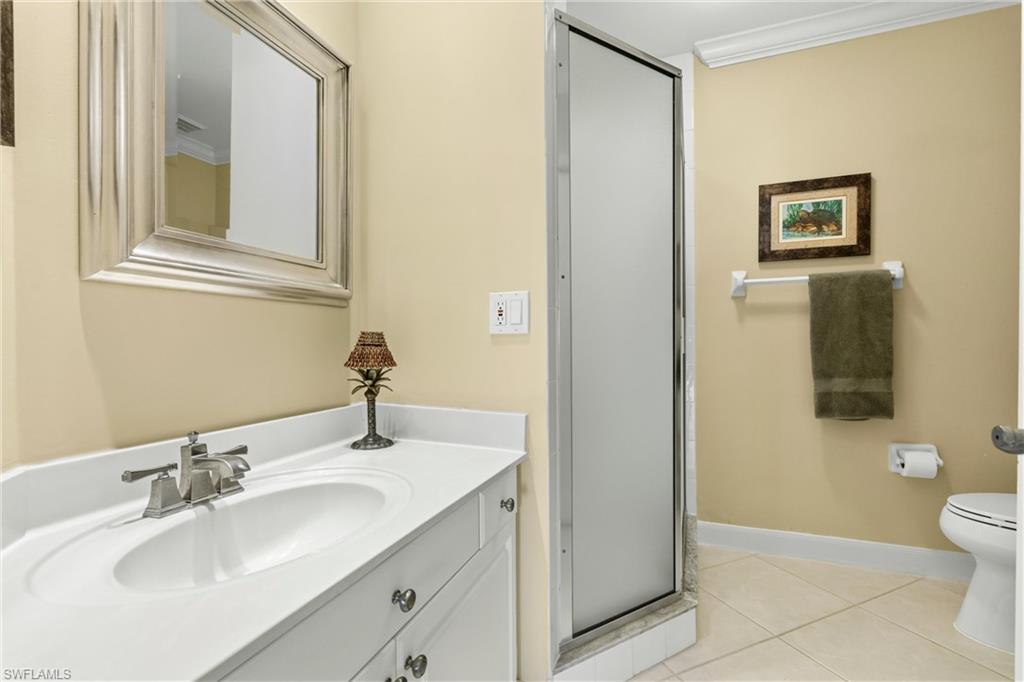 VINTAGE BAY - Residential