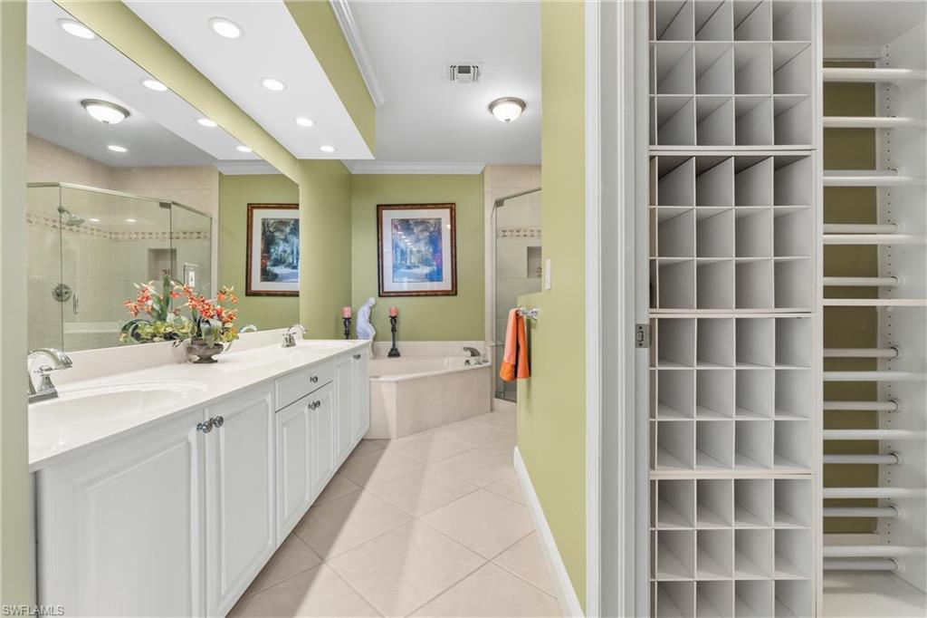 VINTAGE BAY - Residential