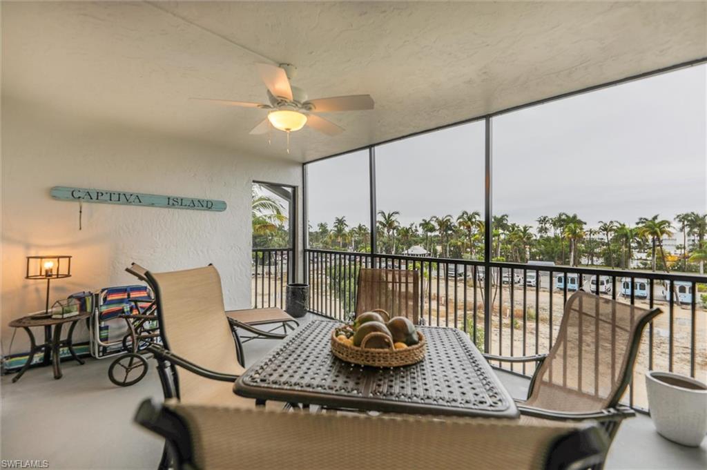 TENNIS VILLAS - Residential