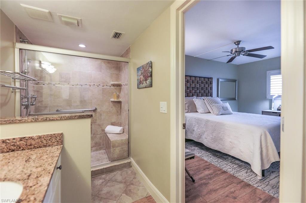 TENNIS VILLAS - Residential