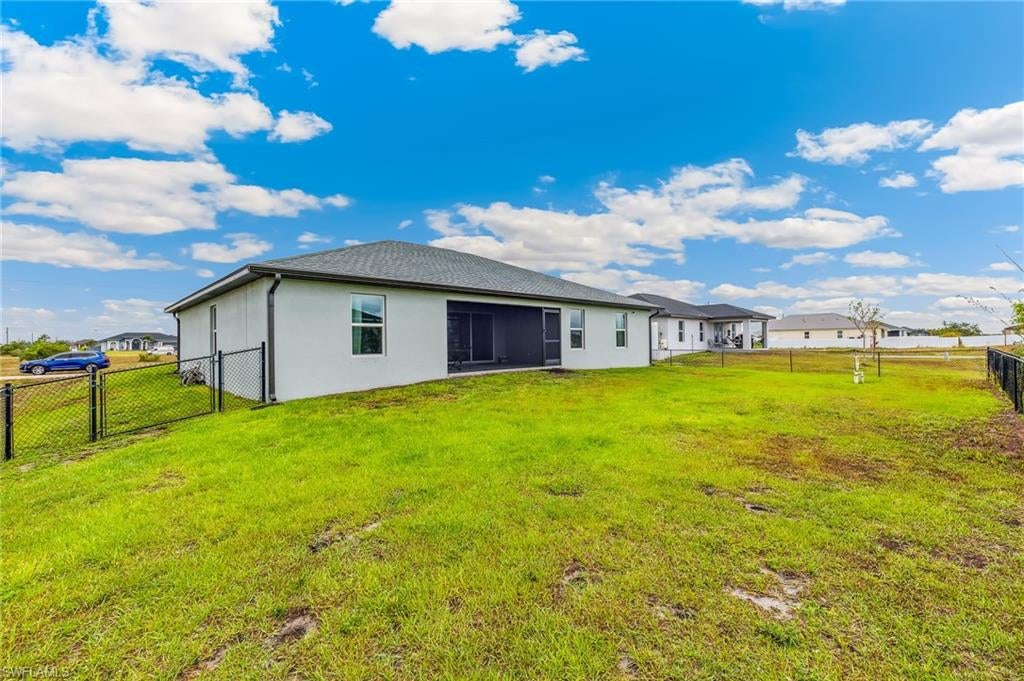 CAPE CORAL - Residential