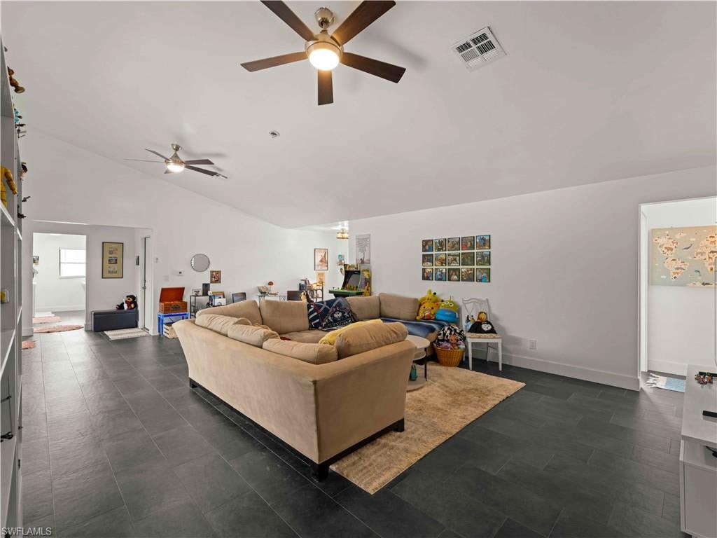 WOODLANDS AT ISLAND PARK WOODLANDS - Residential