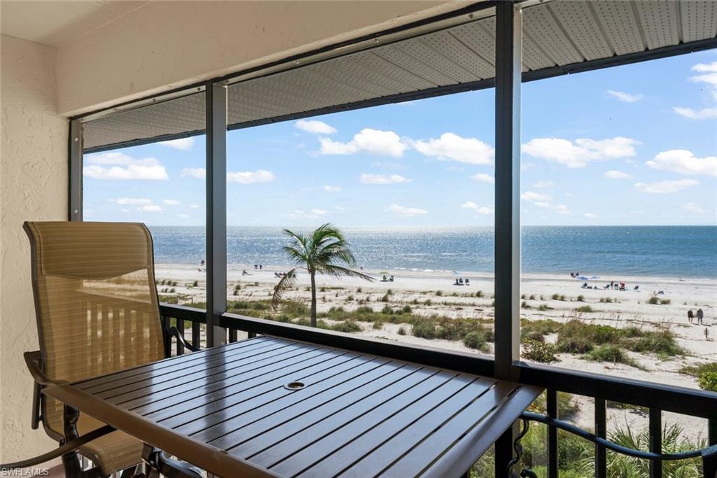 OCEANS REACH CONDO - Residential