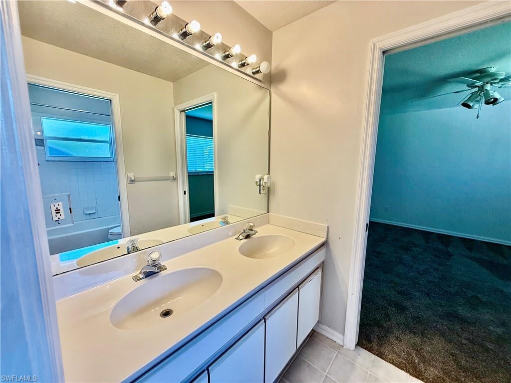 MIRROR LAKE ESTATES - Residential