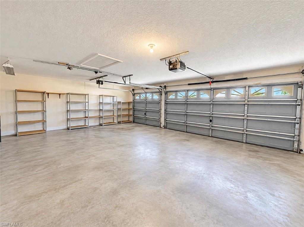 MIRROR LAKE ESTATES - Residential