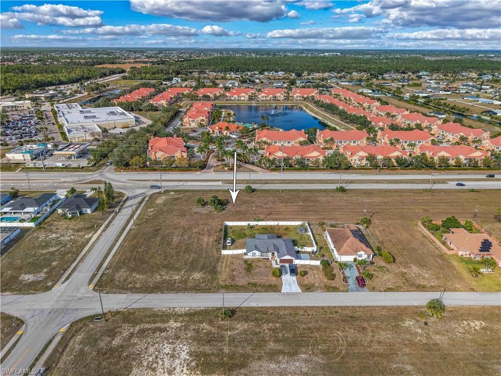CAPE CORAL - Land
