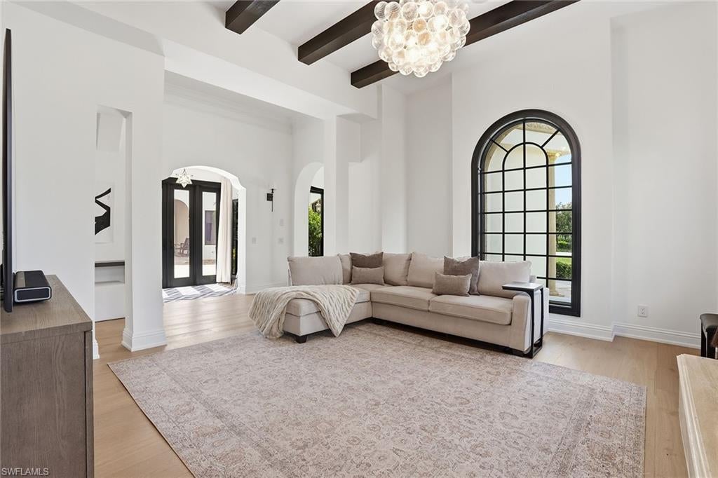 RENAISSANCE - Residential
