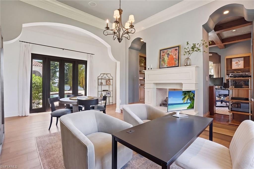 RENAISSANCE - Residential