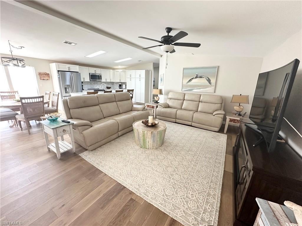 BAYSIDE ESTATES - Residential