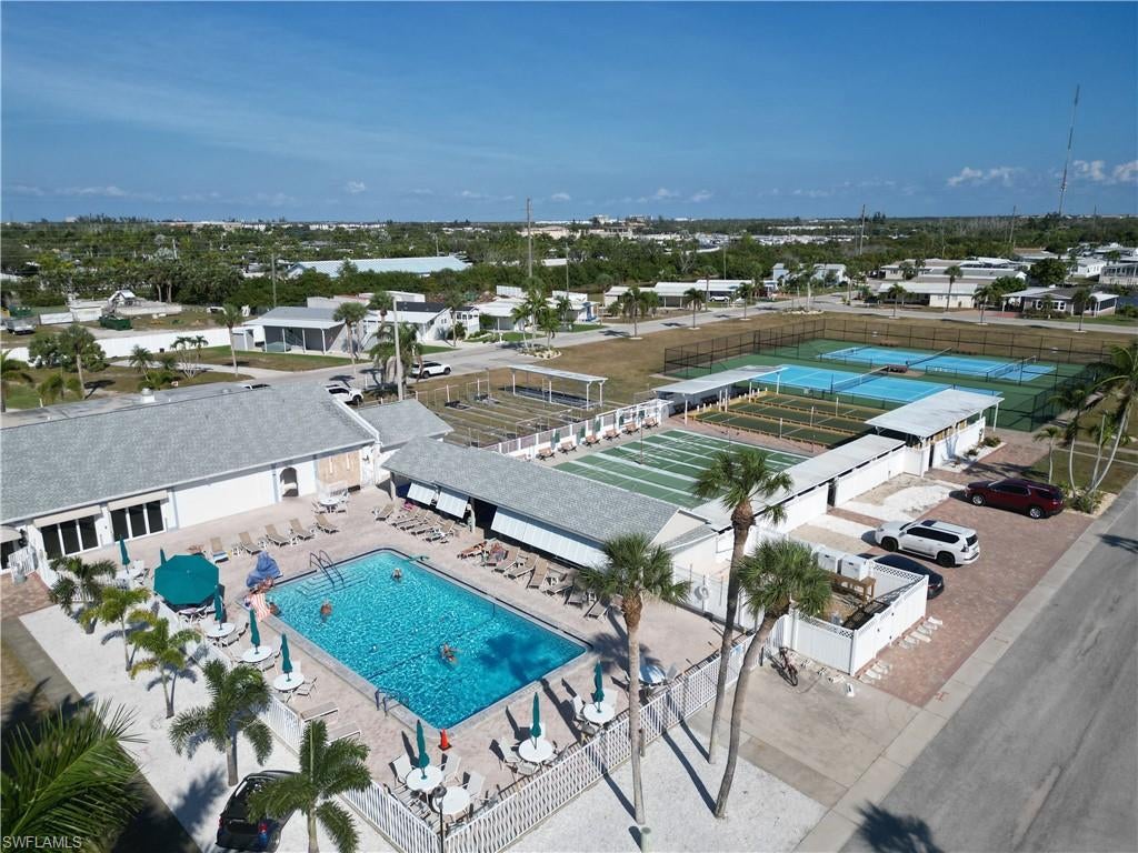 BAYSIDE ESTATES - Residential