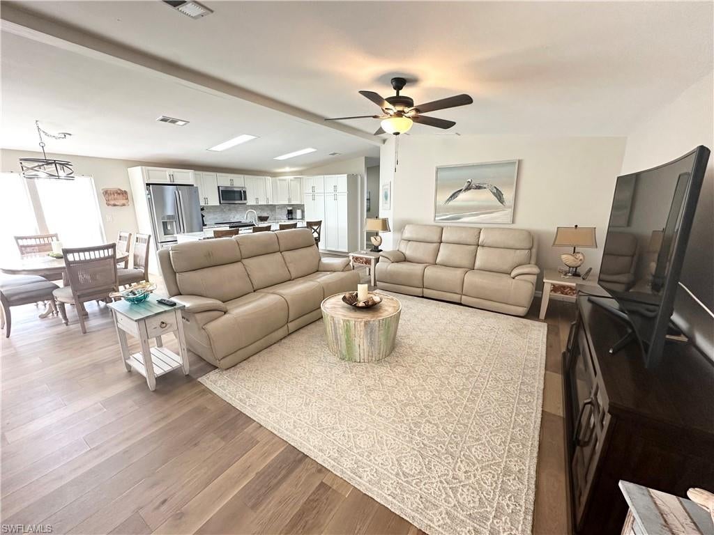 BAYSIDE ESTATES - Residential