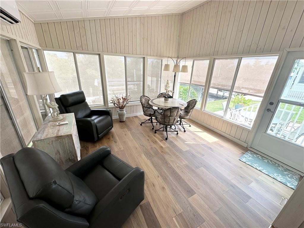 BAYSIDE ESTATES - Residential