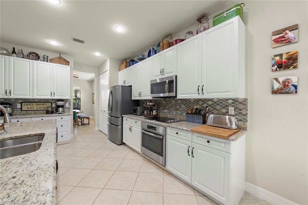 RIVERSTONE - Residential