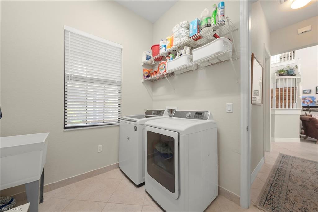 RIVERSTONE - Residential