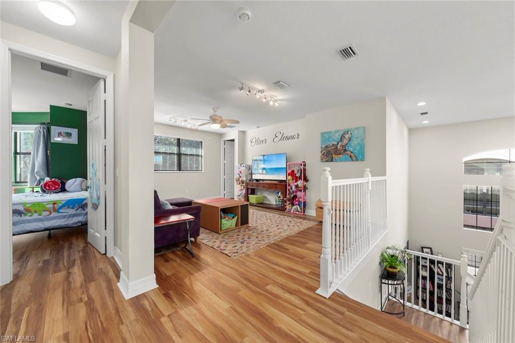 RIVERSTONE - Residential