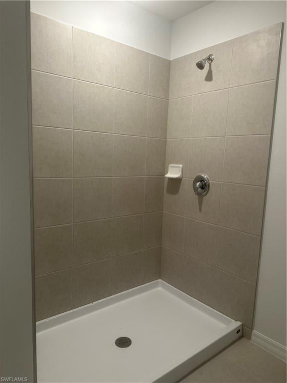 SAVANNA LAKES - Residential Lease