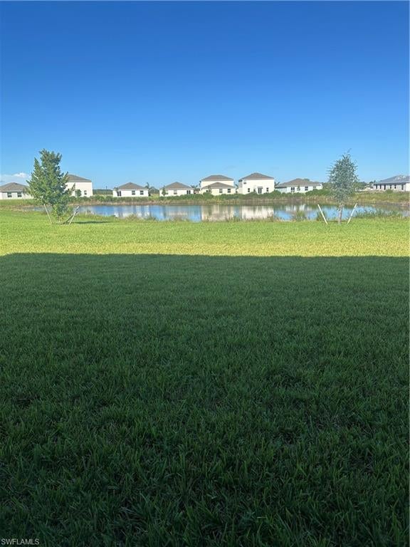 SAVANNA LAKES - Residential Lease