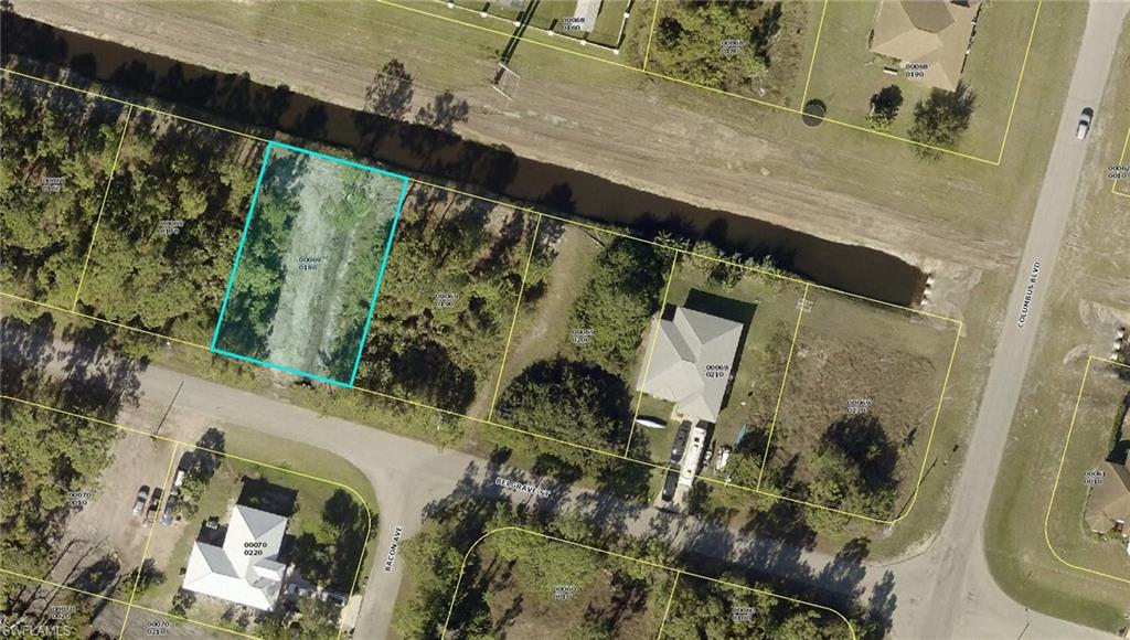 Super Canal lot, Just South of St Rd 82, there is NO Homeowners Assoc. here.  Invest in land today for construction or future plans. With the expansion of SR 82 and Super Walmart coming,  convenience is at your doorstep. The area is booming with new construction all over. Build here and have a quick commute to Ft Myers, Naples, Bonita Springs, beaches. Fenway South - the training grounds for the Boston Red Sox and Minnesota Twins is just minutes away. Plus, RSW International Airport is just a short drive away.   Hard Rock Immokalee Casino is less than 30 minutes away. The seller is motivated, let me submit your offer today.