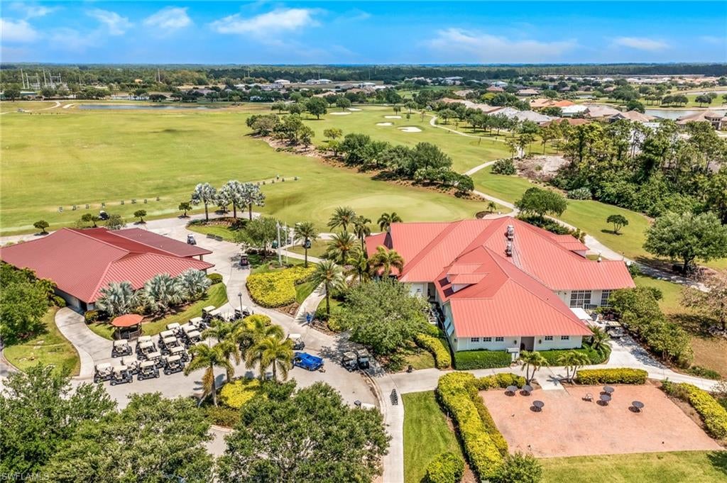 COUNTRY CLUB - Residential