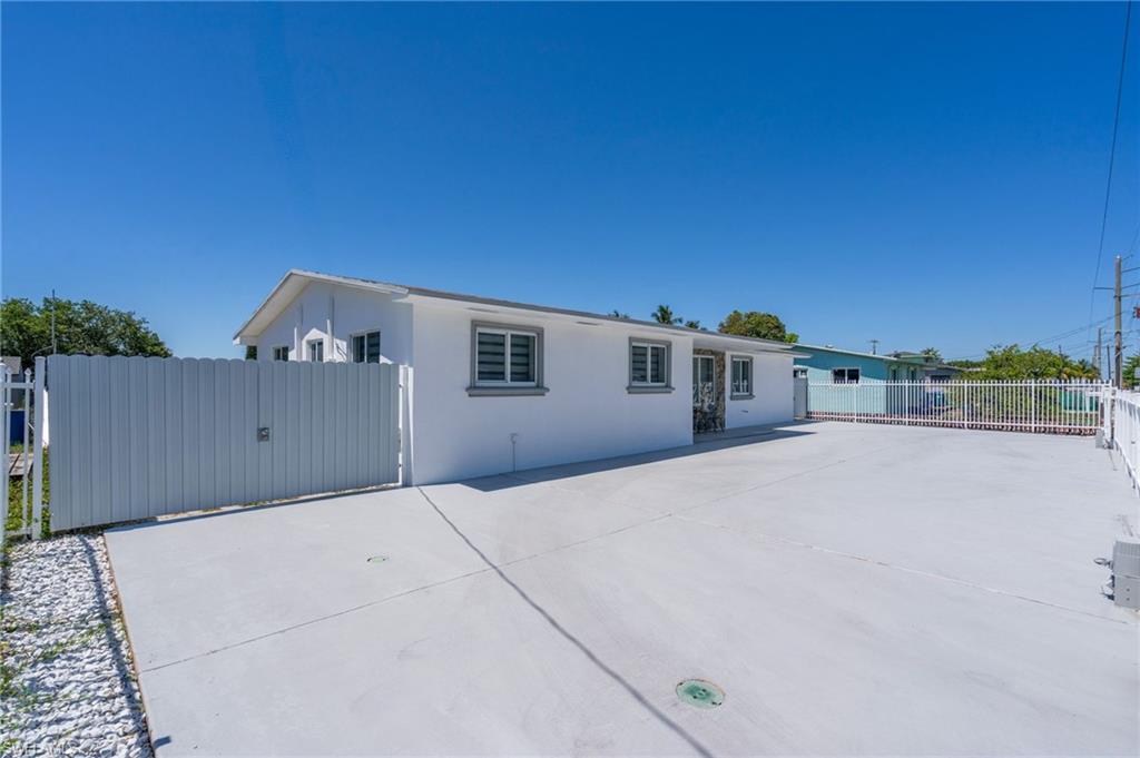 MYRTLE COVE ACRES - Residential