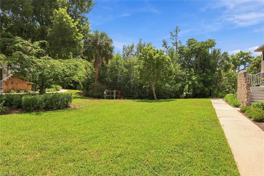 CAPTAINS WALK - Residential