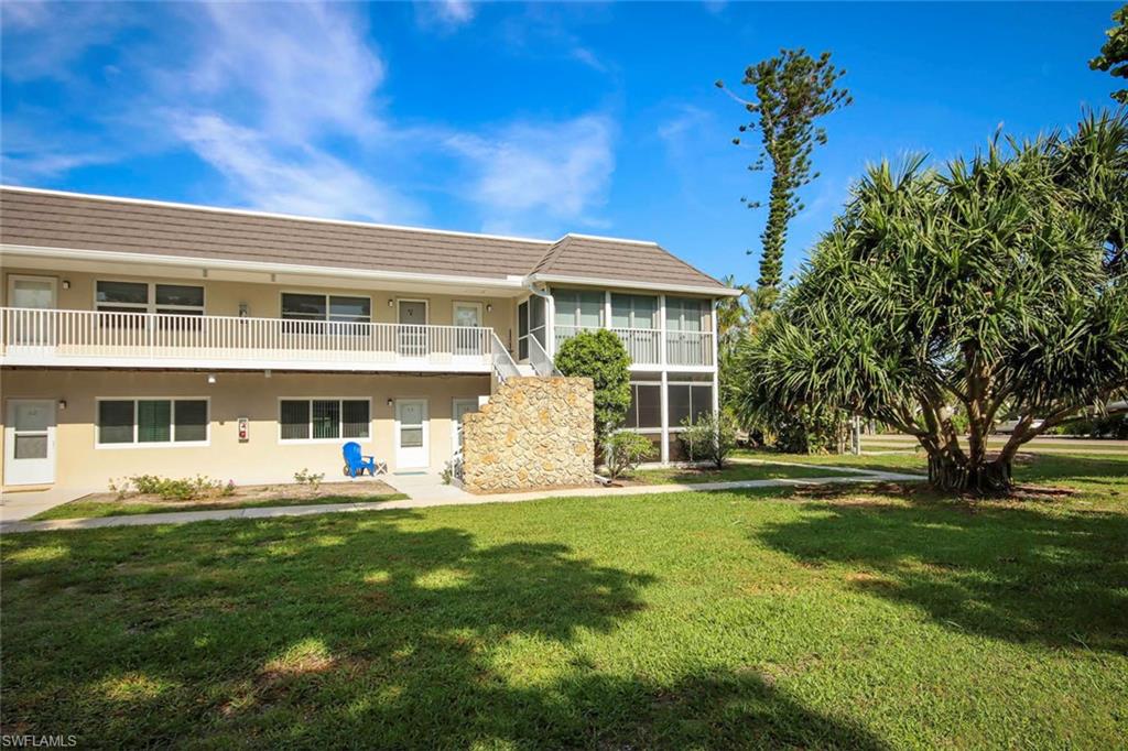 CAPTAINS WALK - Residential