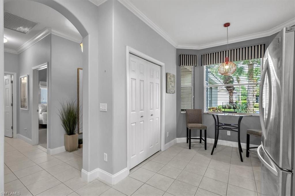 LANGSHIRE - Residential
