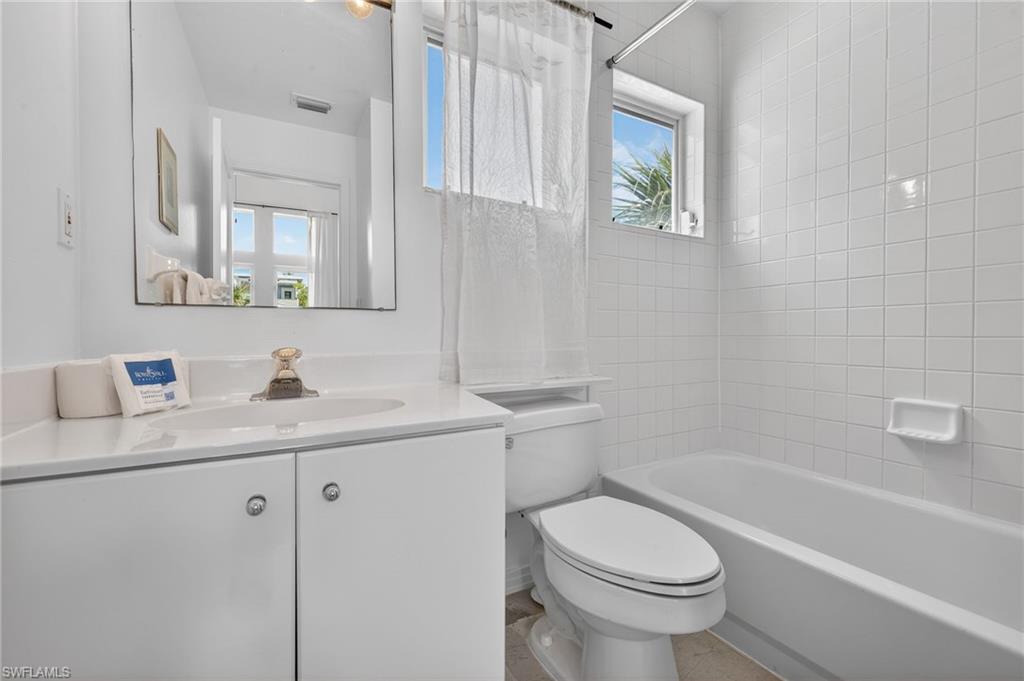 CAPTIVA BEACH - Residential