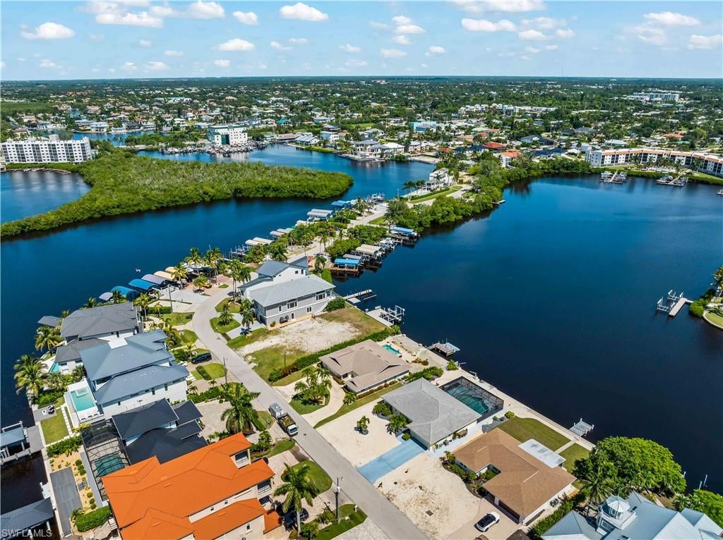 BONITA SPRINGS - Residential