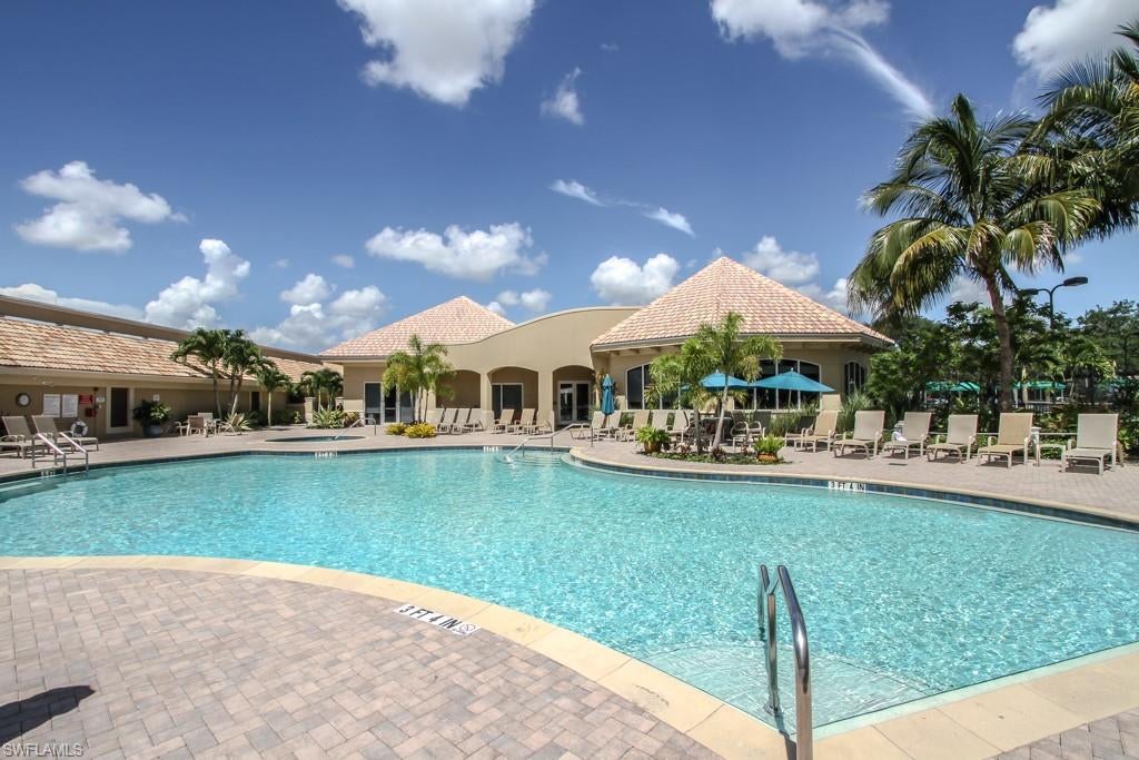 VILLAS - Residential