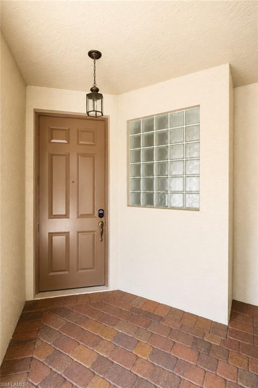 TOWNHOMES OF SAN SIMEON - Residential Lease