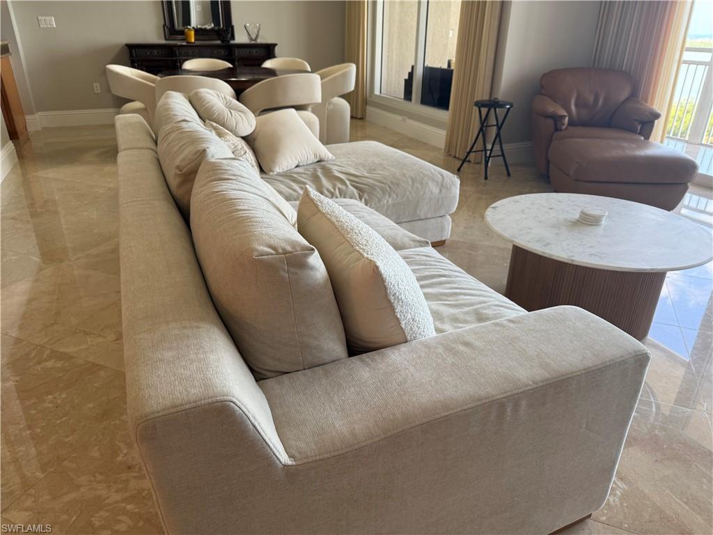 ESPERIA SOUTH - Residential Lease